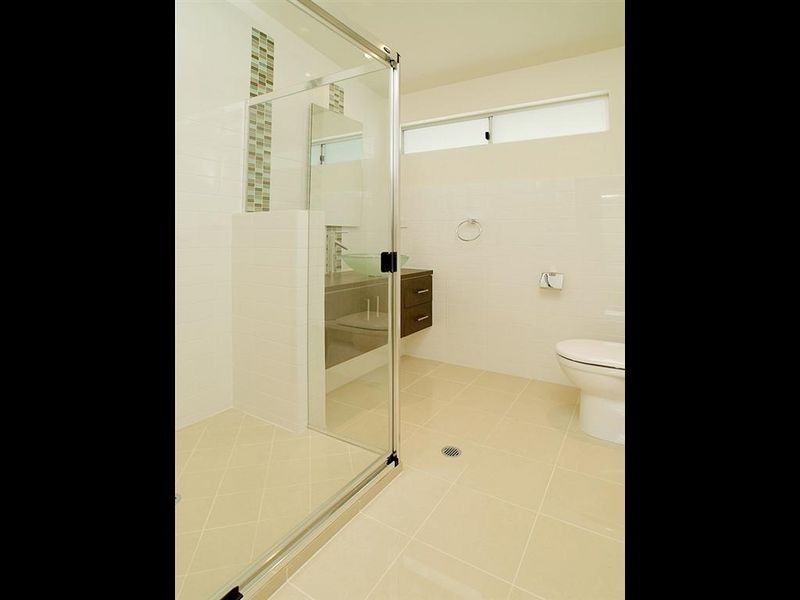 1/14 Quinn Street, Toowong QLD 4066