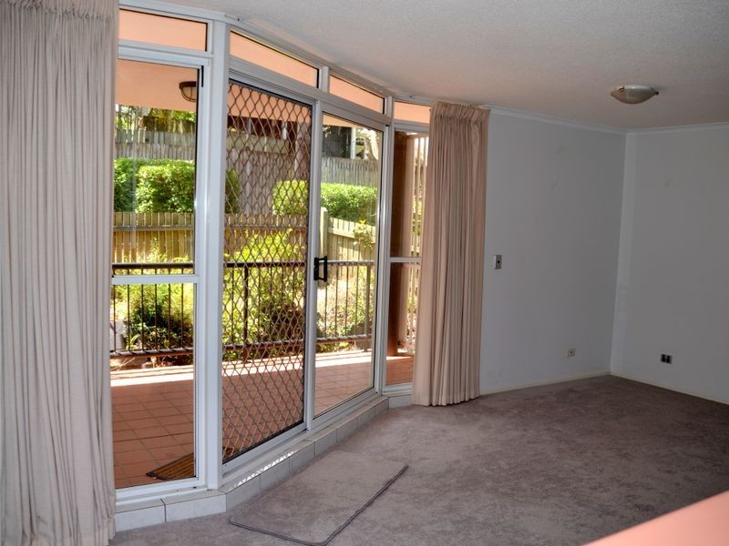 4/44 York Street, Indooroopilly QLD 4068