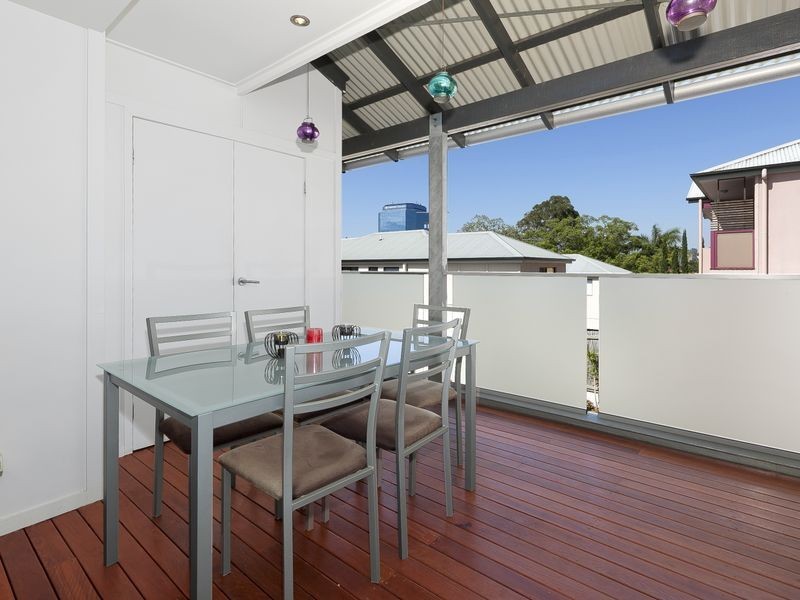 4/40 Macdonnell Street, Toowong QLD 4066