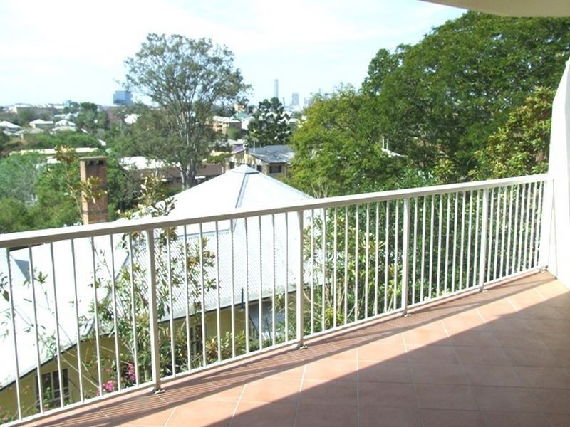 4/138 Swann Road, Taringa QLD 4068