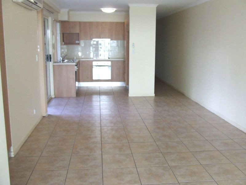 2/9 Railway Avenue, Indooroopilly QLD 4068