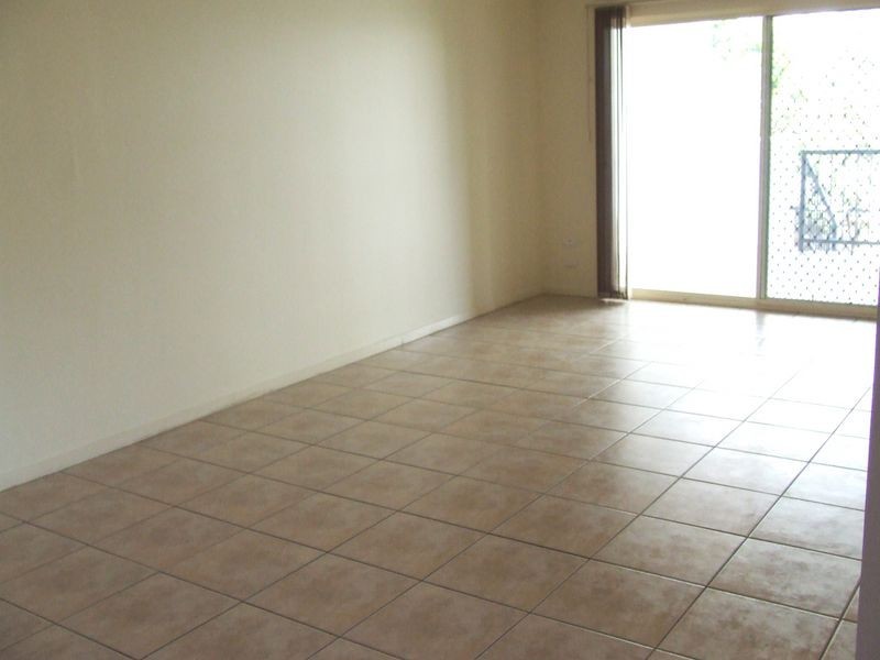 2/9 Railway Avenue, Indooroopilly QLD 4068