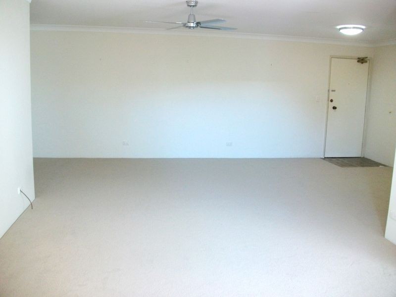 2/16 Armadale Street, St Lucia QLD 4067