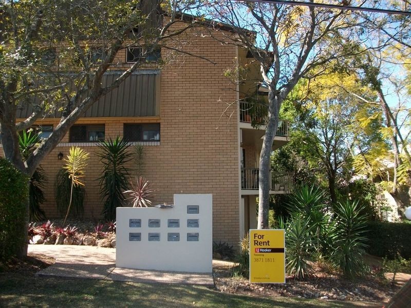 2/16 Armadale Street, St Lucia QLD 4067