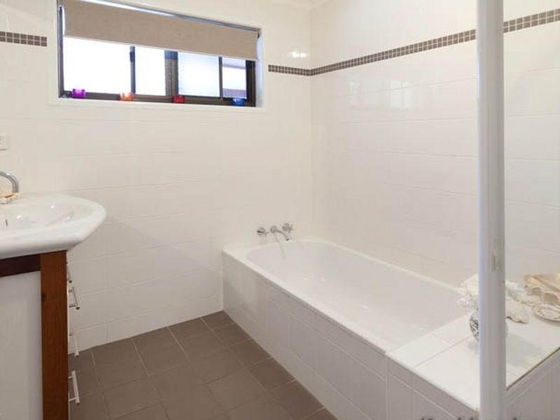 29 Romanella Street, Fig Tree Pocket QLD 4069