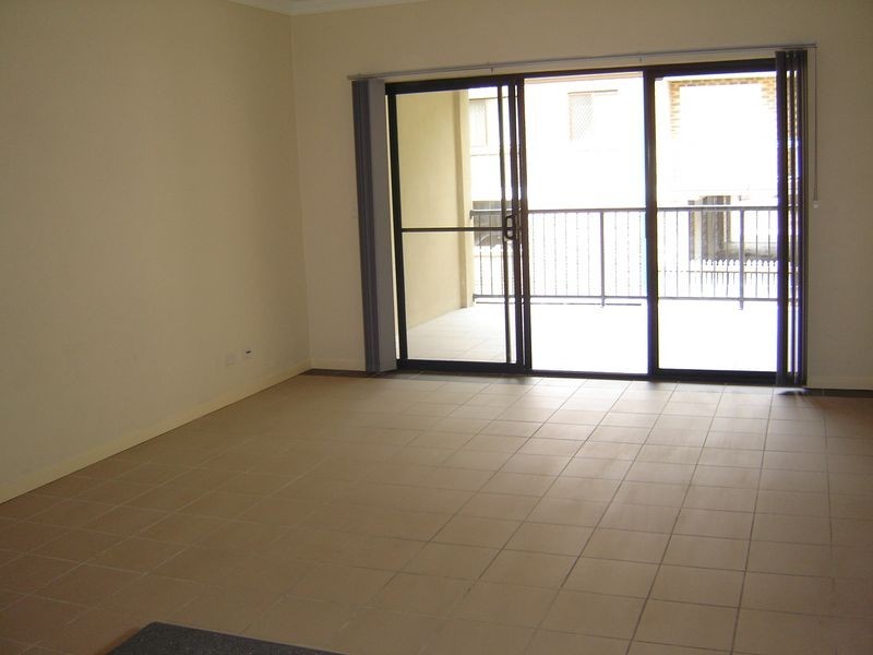 2/57 Sanford Street, St Lucia QLD 4067