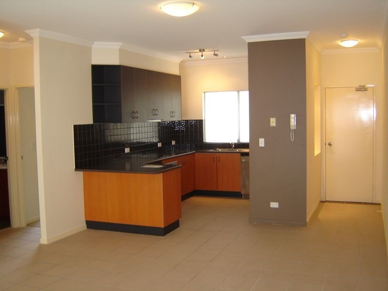 2/57 Sanford Street, St Lucia QLD 4067