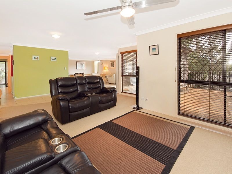 32 Brentwood Place, Moggill QLD 4070