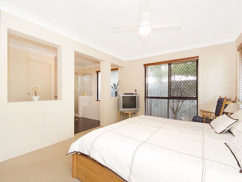 32 Brentwood Place, Moggill QLD 4070