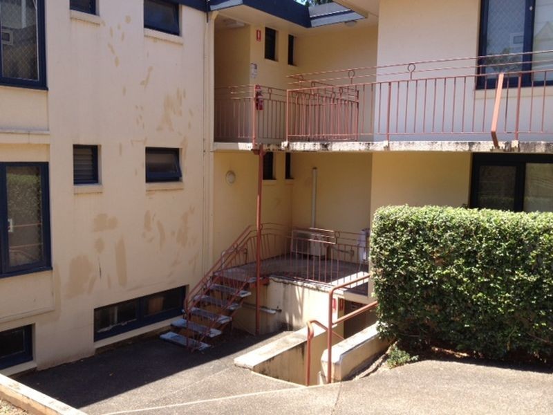 3/75 Sir Fred Schonell Drive, St Lucia QLD 4067