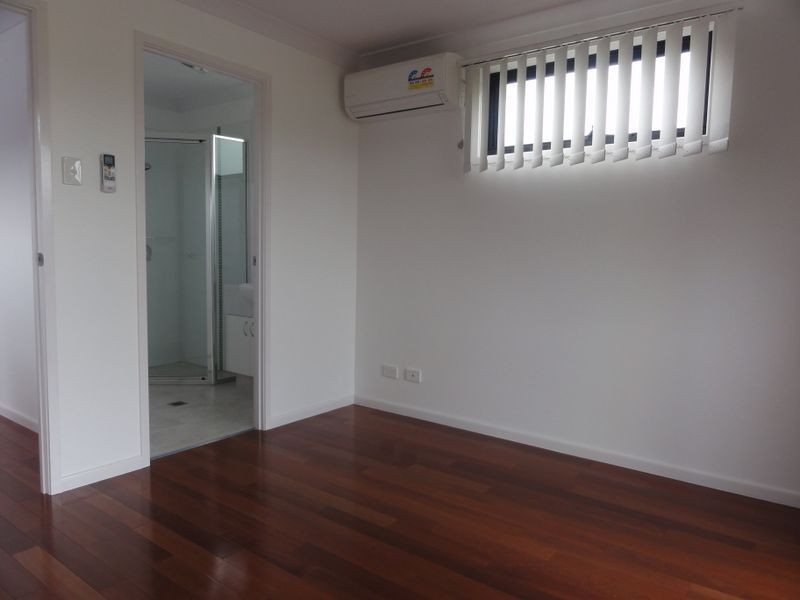 2/36 Renton Street, Camp Hill QLD 4152