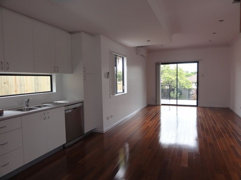 2/36 Renton Street, Camp Hill QLD 4152