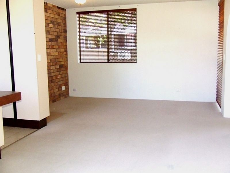 2/21 Depper Street, Toowong QLD 4066