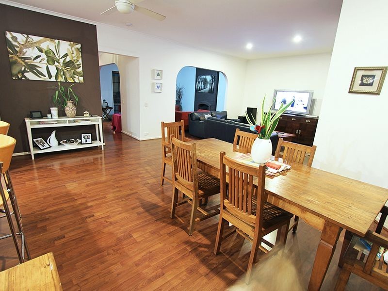 25 Inwood Place, The Gap QLD 4061