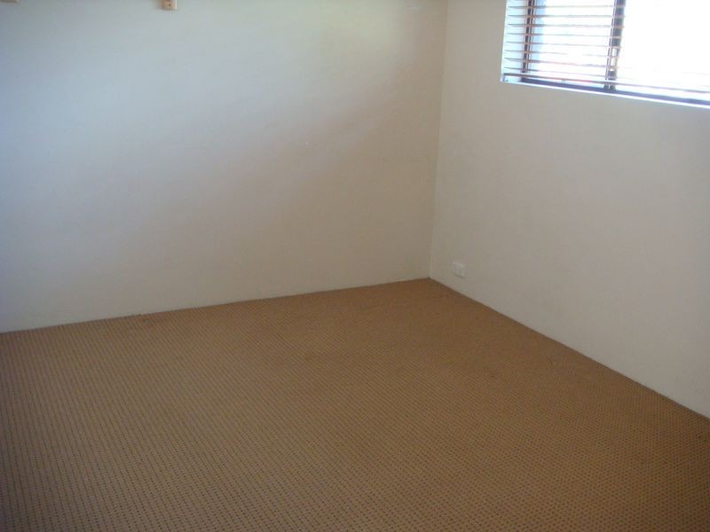 1/67 Warren Street, St Lucia QLD 4067