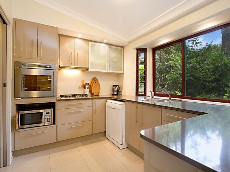 70 Thorpe Street, Indooroopilly QLD 4068