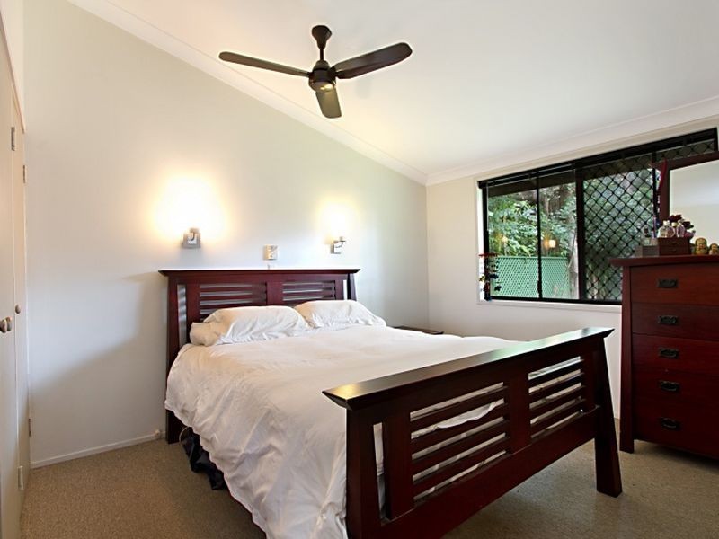 70 Thorpe Street, Indooroopilly QLD 4068