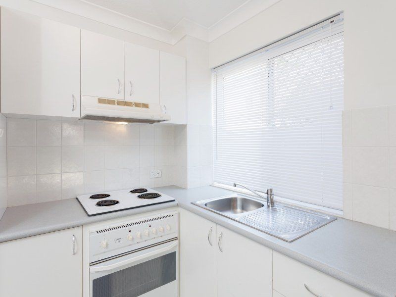 2/23 Lima Street, Auchenflower QLD 4066