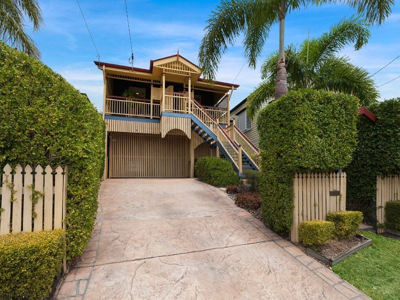 28 Coronation Street, Bardon QLD 4065