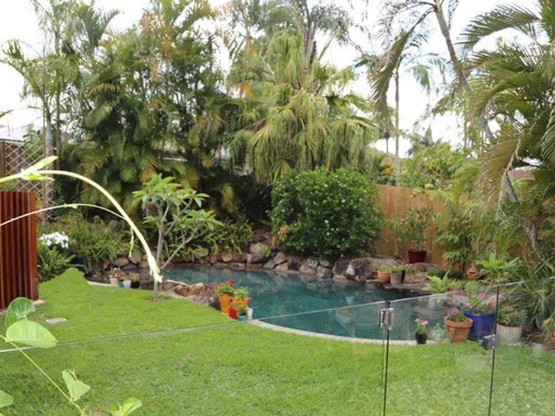 47 Greenford Street, Chapel Hill QLD 4069