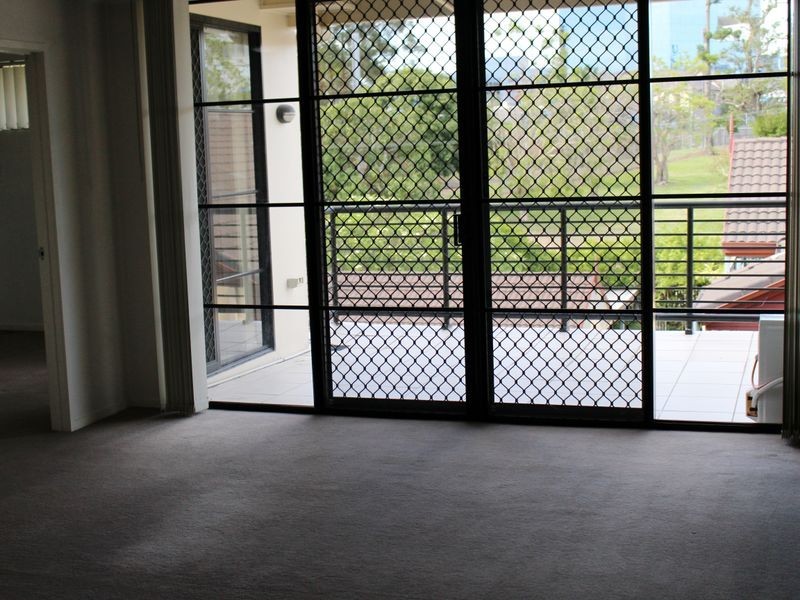 7/67 Benson Street, Toowong QLD 4066