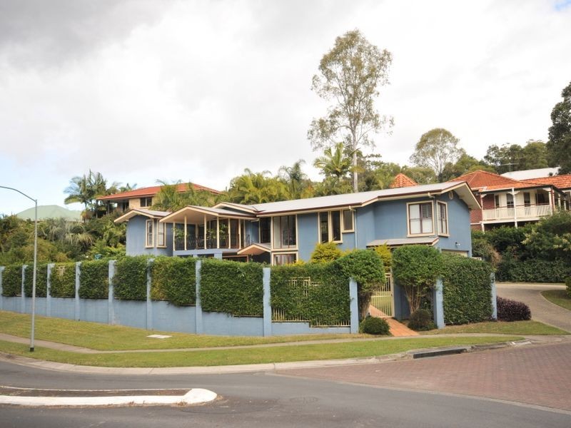 2 Ruth Miller Close, Fig Tree Pocket QLD 4069