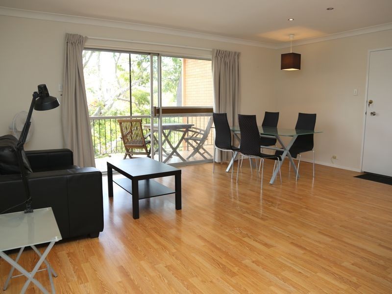 6/179 Sir Fred Schonell Drive, St Lucia QLD 4067
