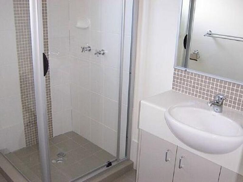 2/22 Cadell Street, Toowong QLD 4066