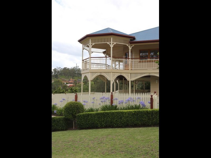 1 Torwood Court, Ferny Hills QLD 4055