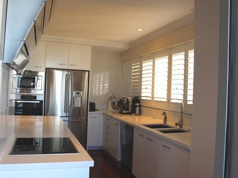 8/40 Glen Road, Toowong QLD 4066