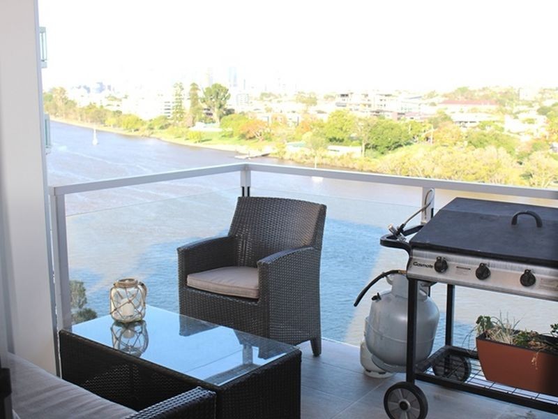 8/40 Glen Road, Toowong QLD 4066