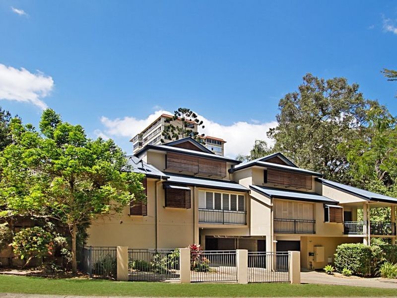 4/12 Burton Street, Indooroopilly QLD 4068