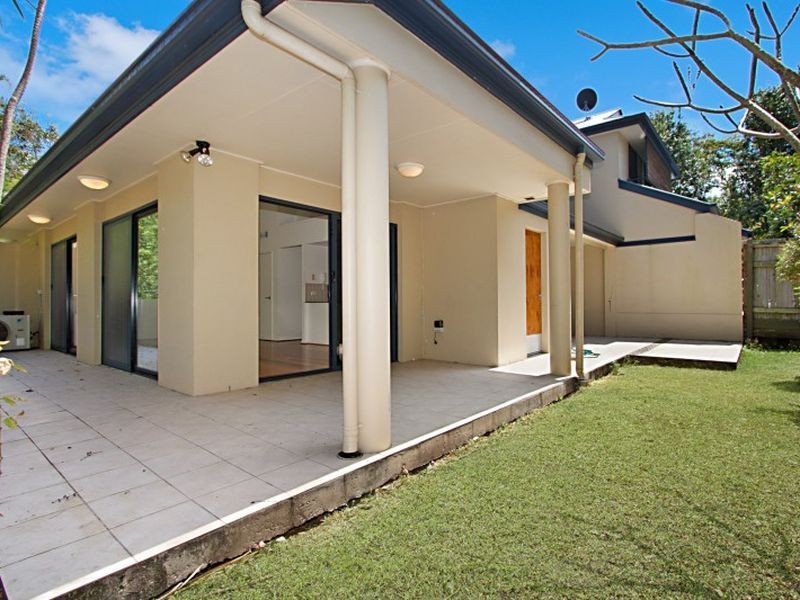 4/12 Burton Street, Indooroopilly QLD 4068