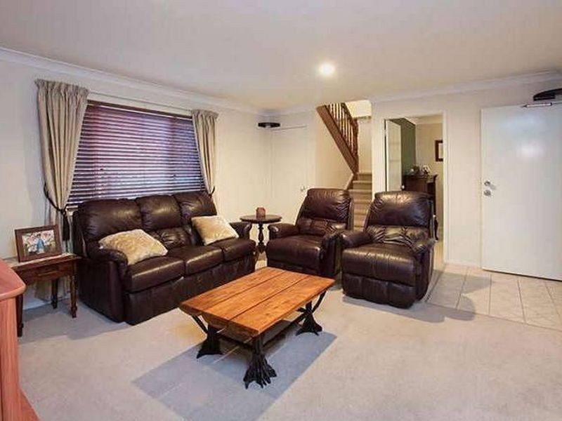 18 Mossman Street, Taringa QLD 4068