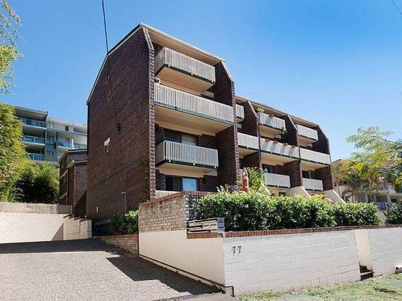 3/77 Warren Street, St Lucia QLD 4067