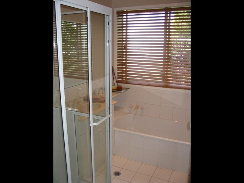 16/2 Brasted Street, Taringa QLD 4068