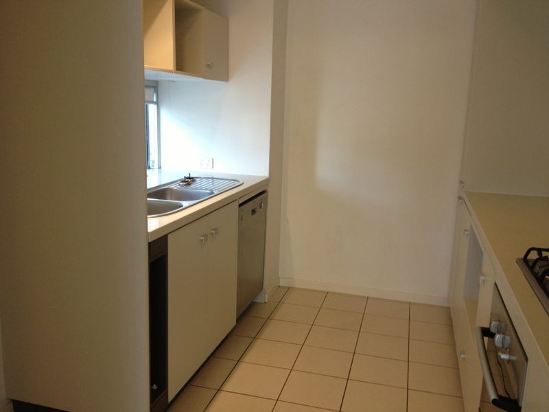 10/8 Belgrave Road, Indooroopilly QLD 4068