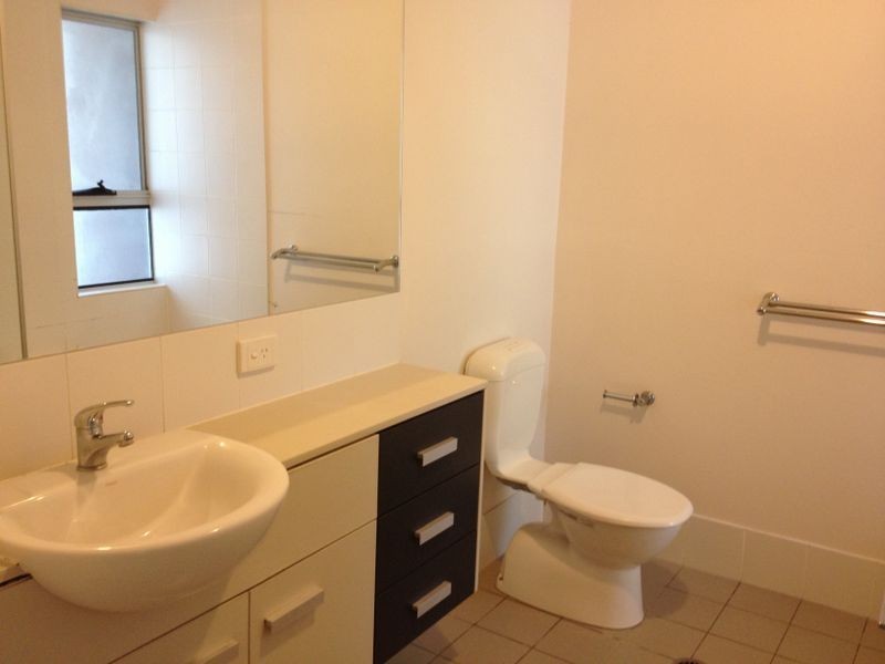 10/8 Belgrave Road, Indooroopilly QLD 4068