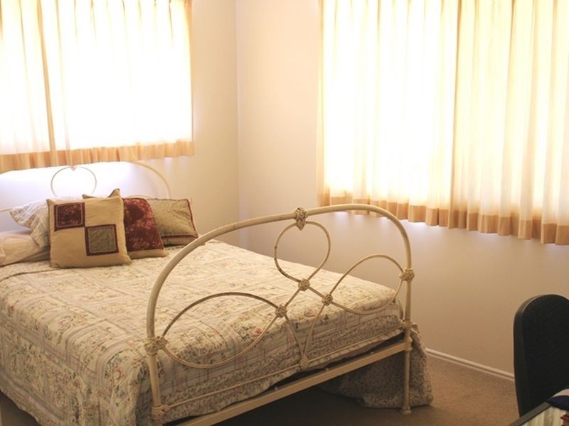 1/73 Clarence Road, Indooroopilly QLD 4068