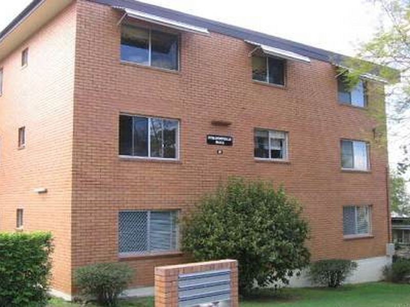 4/15 Grove Street, Toowong QLD 4066