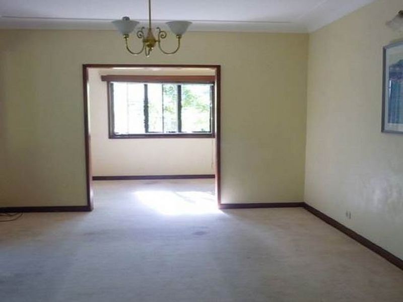 155 Sir Fred Schonell Drive, St Lucia QLD 4067