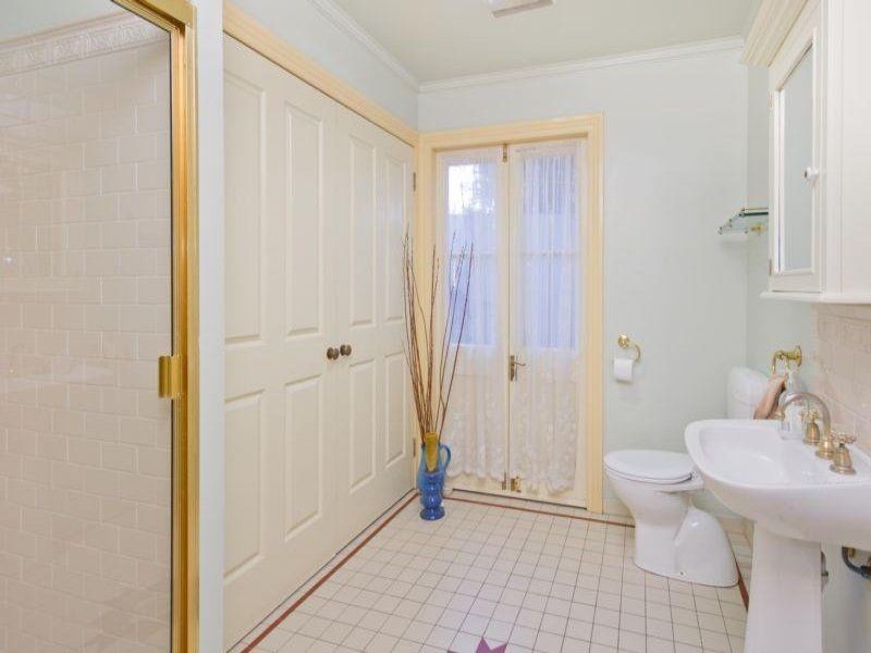 16A Eldridge Street, Toowong QLD 4066