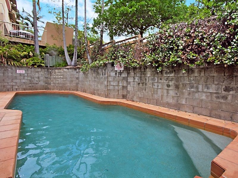 2/22 York Street, Indooroopilly QLD 4068