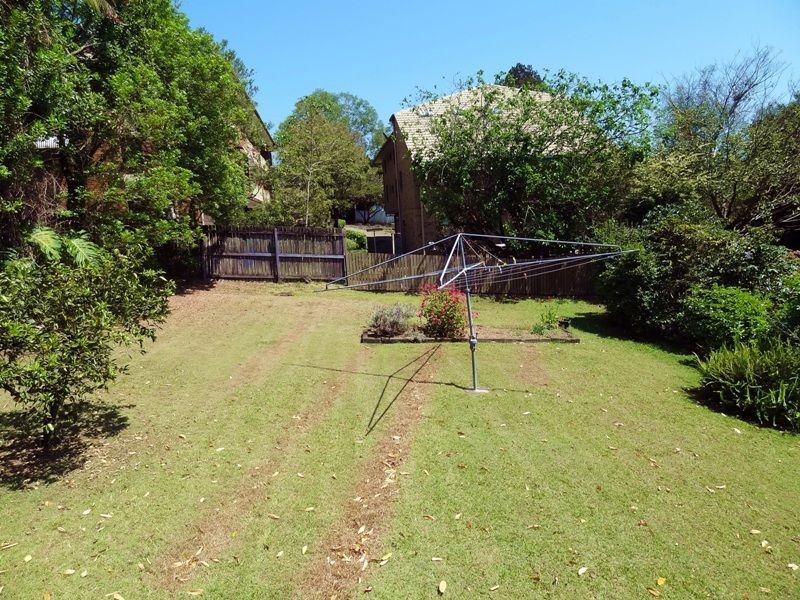 33 Sundridge Street, Taringa QLD 4068