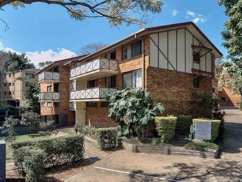 11/9 Land Street, Toowong QLD 4066