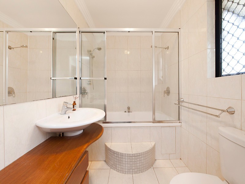 7/136 Central Avenue, Indooroopilly QLD 4068