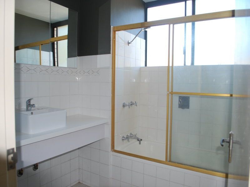 1/24 Augustus Street, Toowong QLD 4066