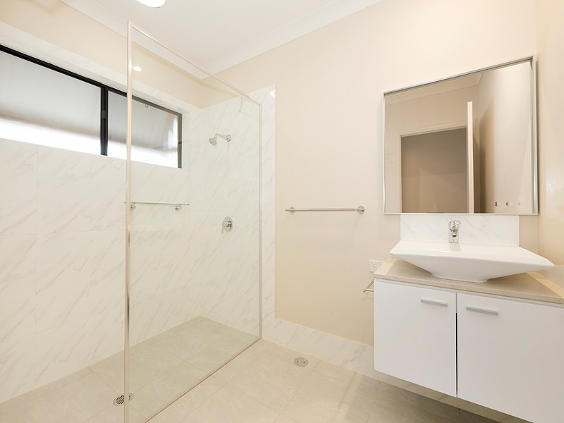 239 Honour Avenue, Chelmer QLD 4068