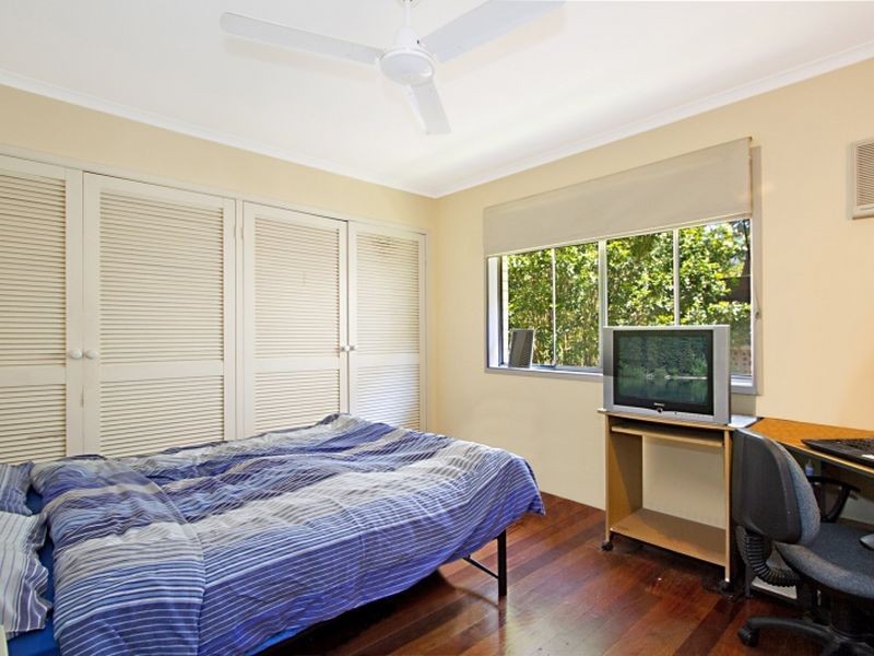 19 Harefield Street, Indooroopilly QLD 4068