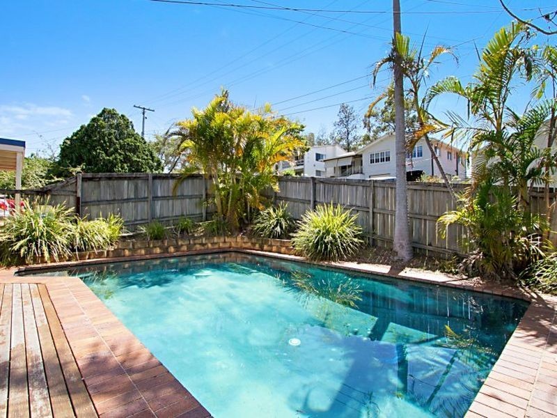 19 Harefield Street, Indooroopilly QLD 4068